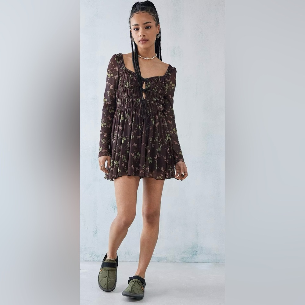 URBAN OUTFITTERS ROMPER DREES